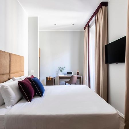 Giubbonari Suites Рим Екстериор снимка