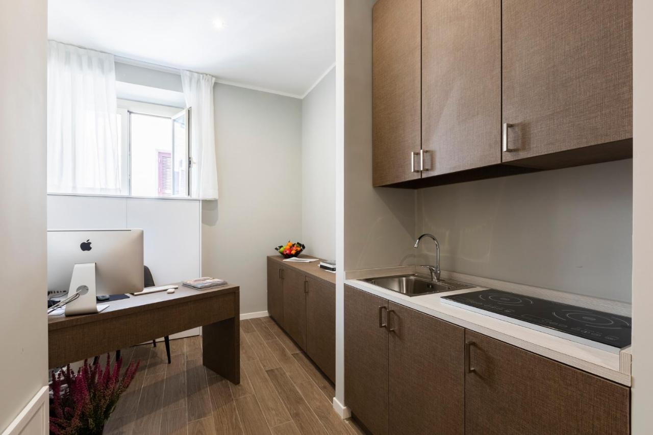Giubbonari Suites Рим Екстериор снимка