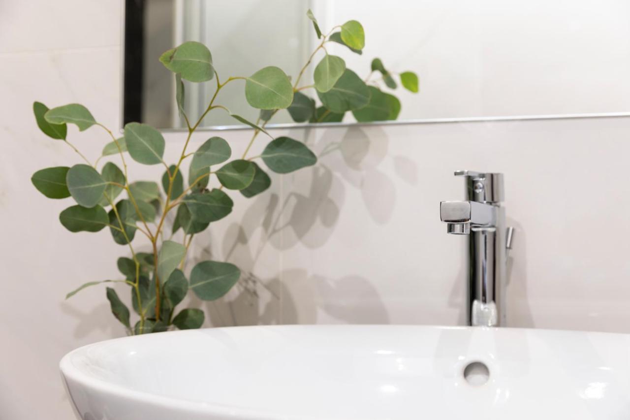 Giubbonari Suites Рим Екстериор снимка